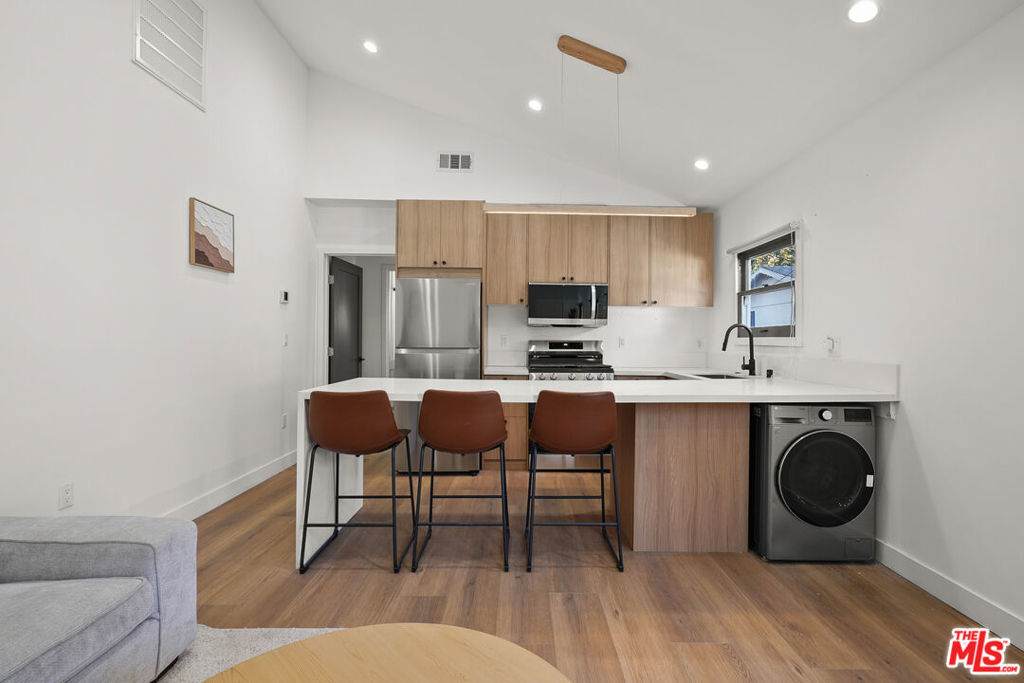 1333 June Street - Photo 1