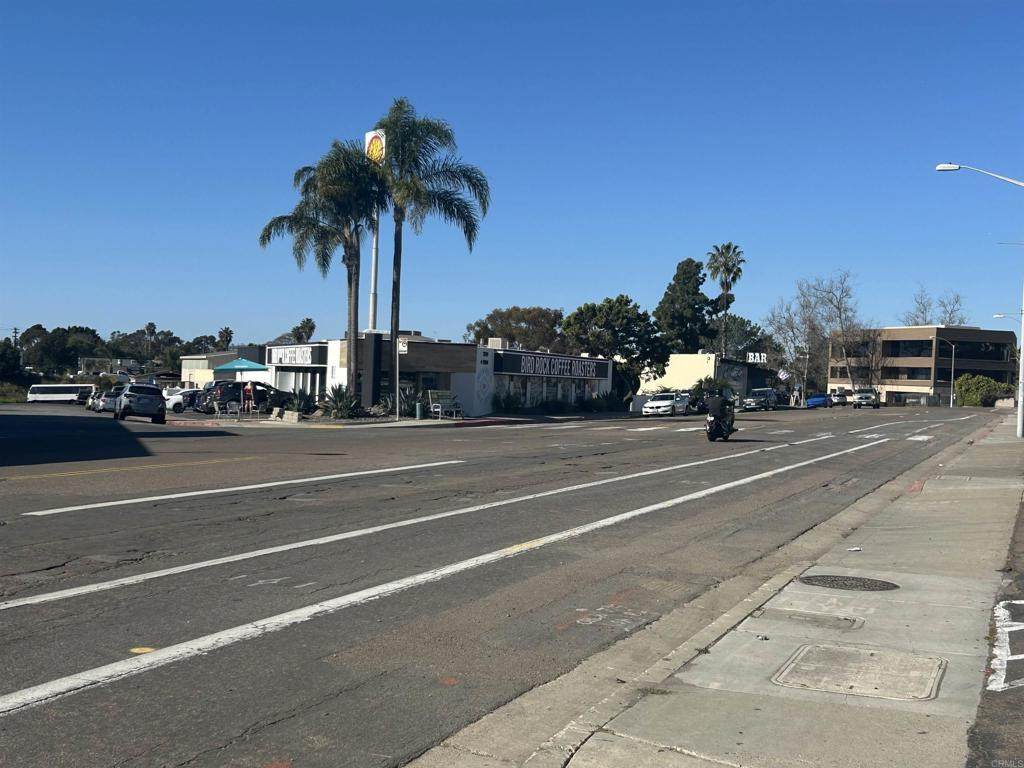 https://bt-photos.global.ssl.fastly.net/socal/orig_boomver_1_418595608-3.jpg