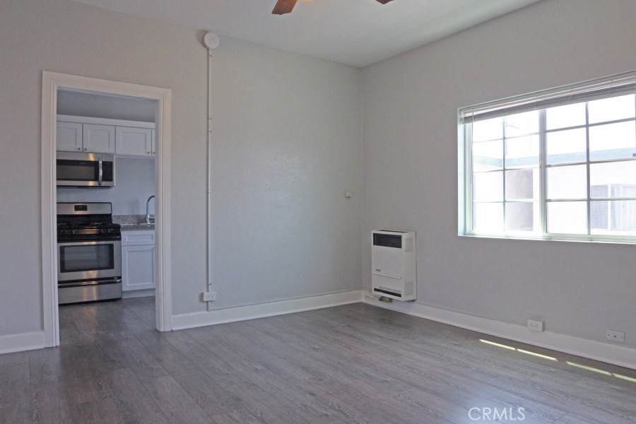 3111 Kenwood Avenue - Photo 1