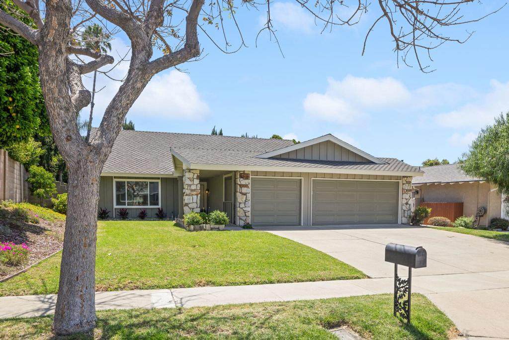 3292 Greenleaf Drive - Photo 1