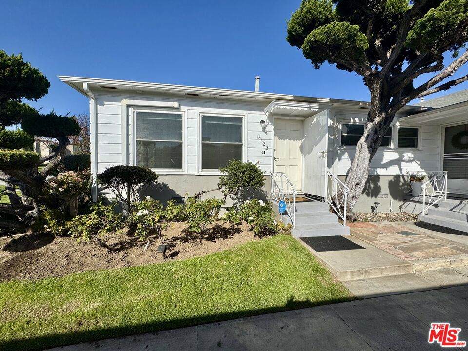 https://bt-photos.global.ssl.fastly.net/socal/orig_boomver_1_418724724-2.jpg