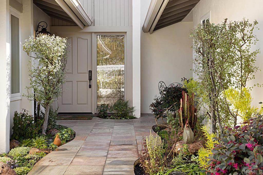 https://bt-photos.global.ssl.fastly.net/socal/orig_boomver_1_418728160-2.jpg