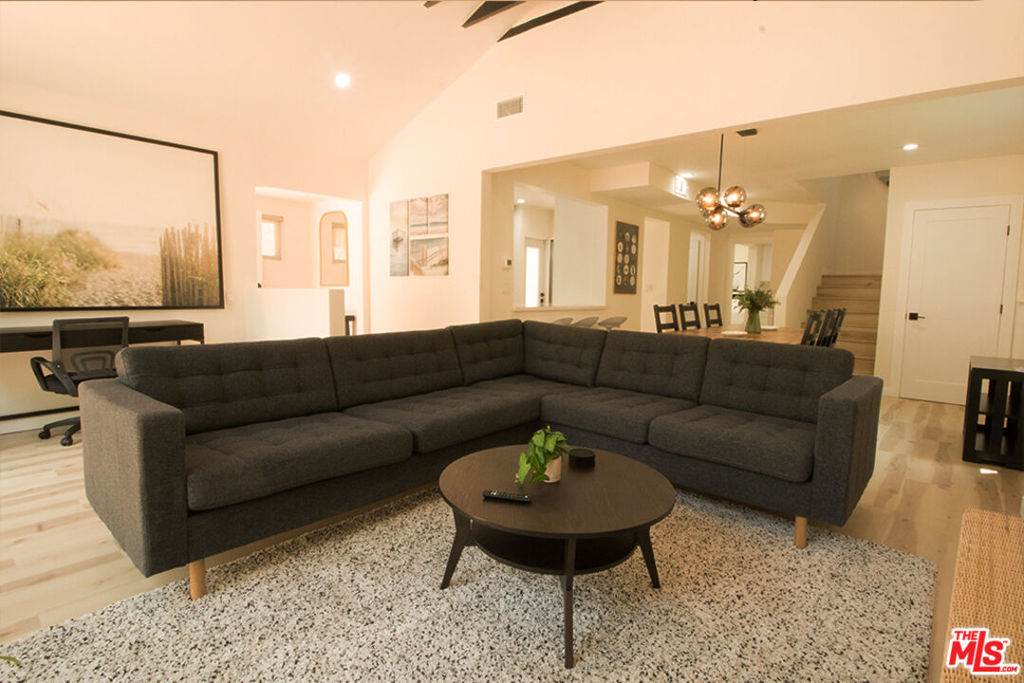 9042 Phyllis Avenue - Photo 1