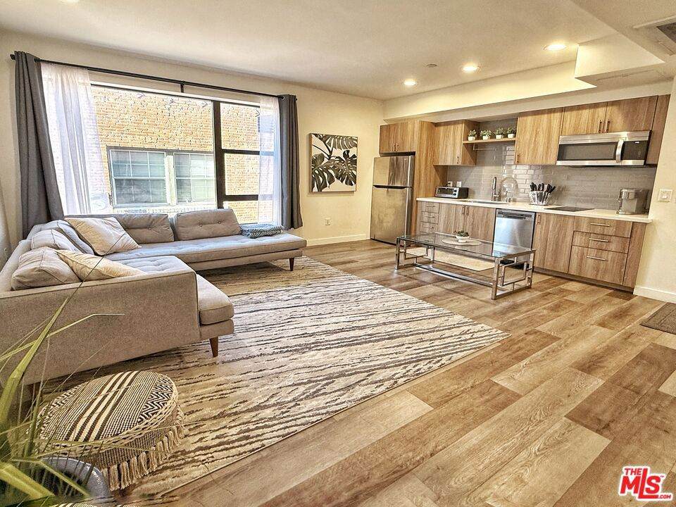 723 St Andrews Place - Photo 1