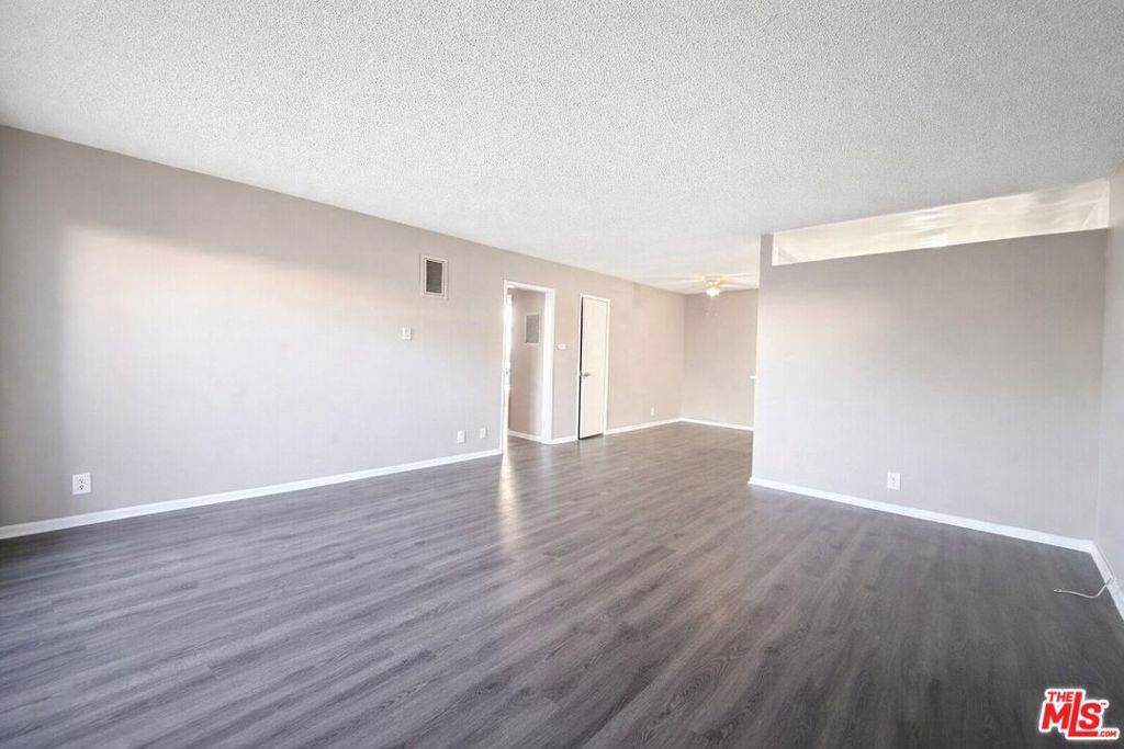 1208 Adams Boulevard - Photo 1
