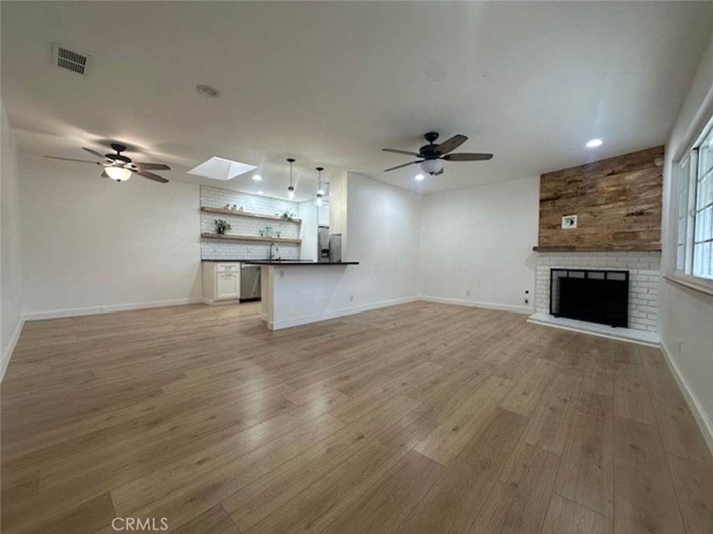 https://bt-photos.global.ssl.fastly.net/socal/orig_boomver_1_418830068-2.jpg