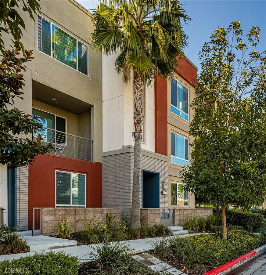143 Citysquare - Photo 1