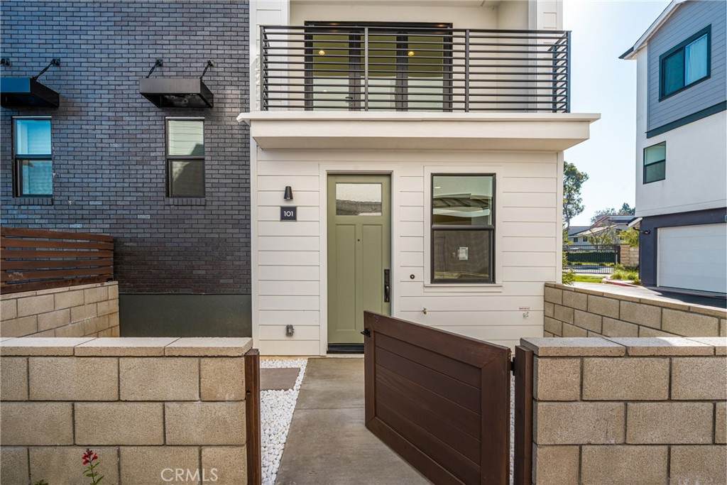 19031 Main St #101 - Photo 1