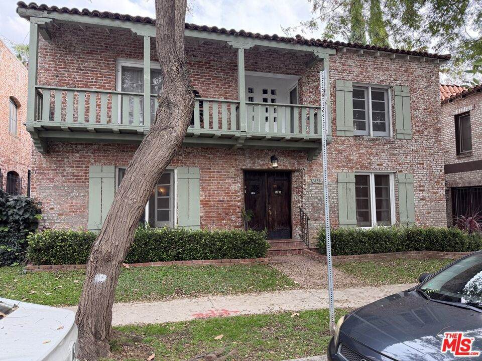 1132 Vista Street - Photo 1