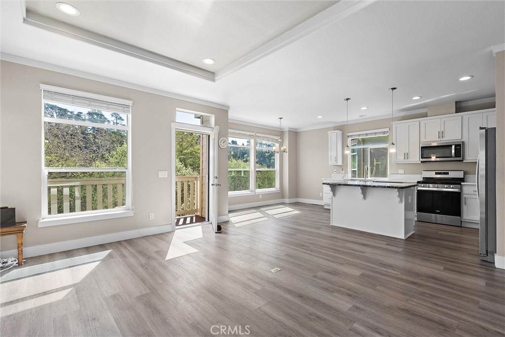 1460 Main - Photo 1