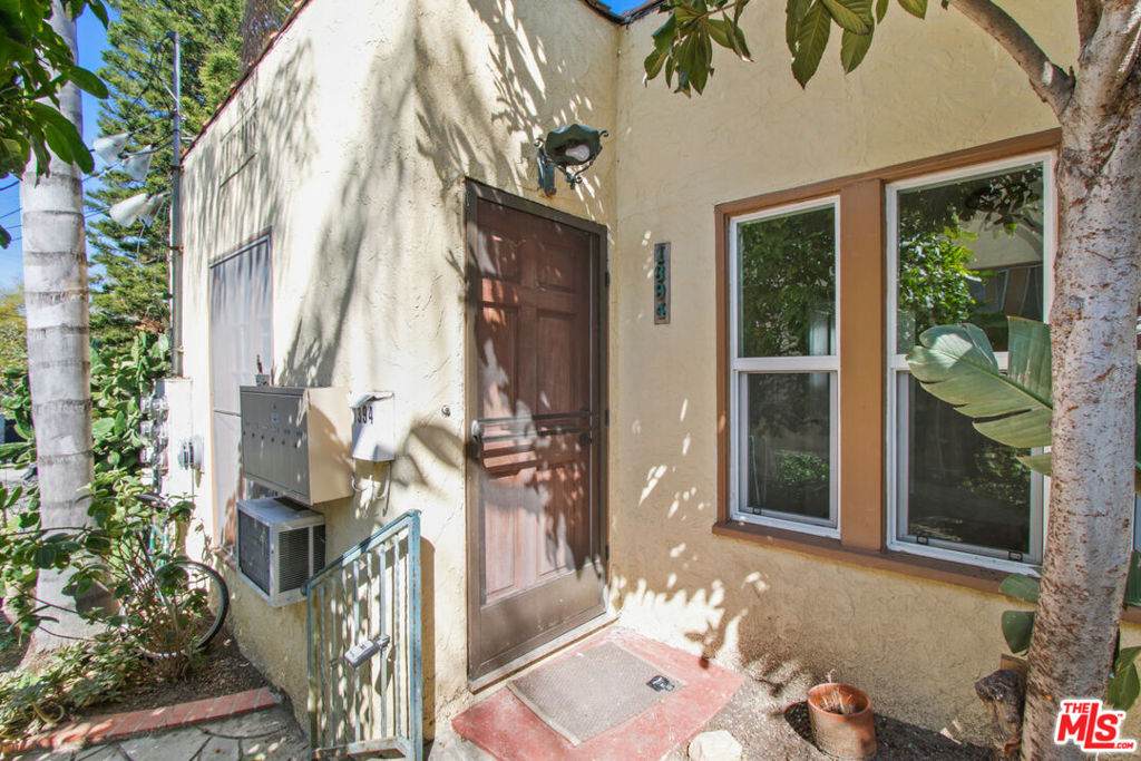 https://bt-photos.global.ssl.fastly.net/socal/orig_boomver_1_418914505-2.jpg