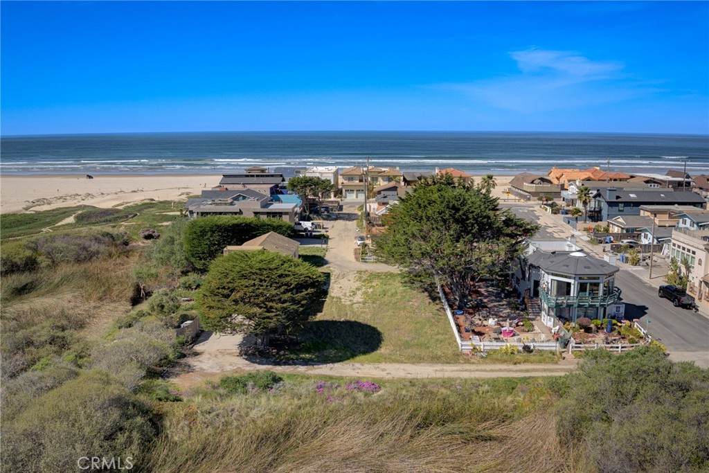 1830 Laguna - Photo 1