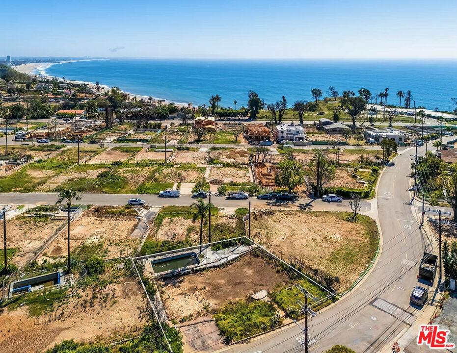16918 Marquez Avenue - Photo 1
