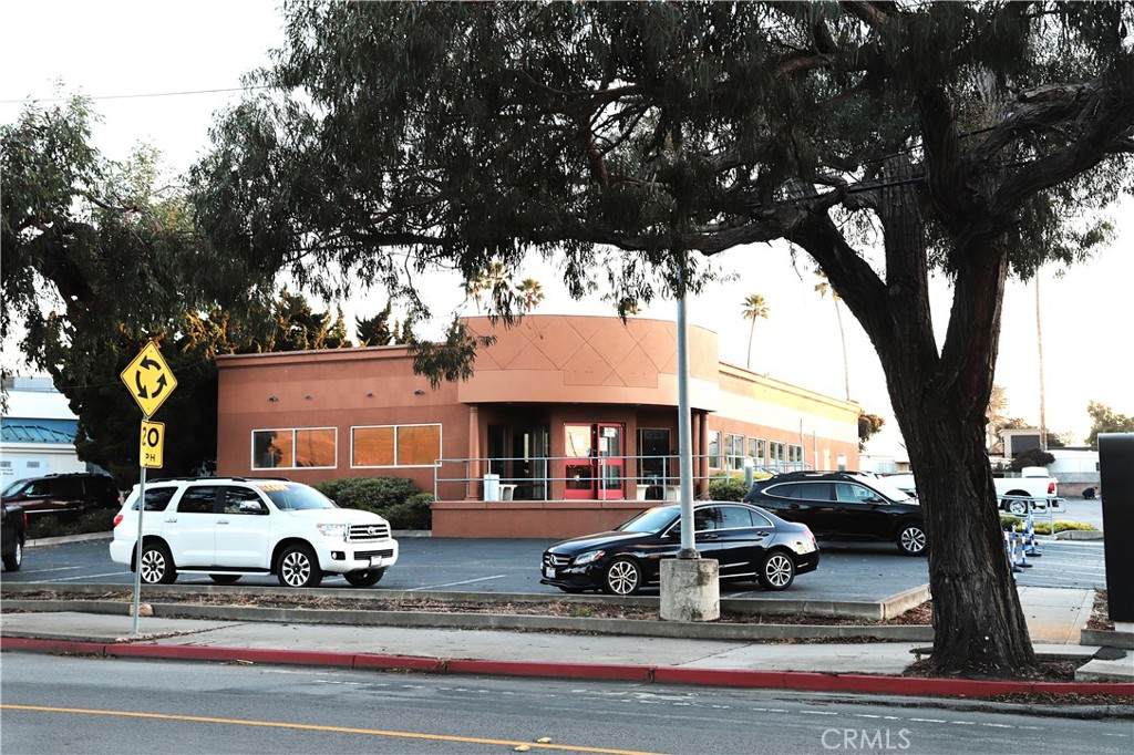 https://bt-photos.global.ssl.fastly.net/socal/orig_boomver_1_419021375-2.jpg