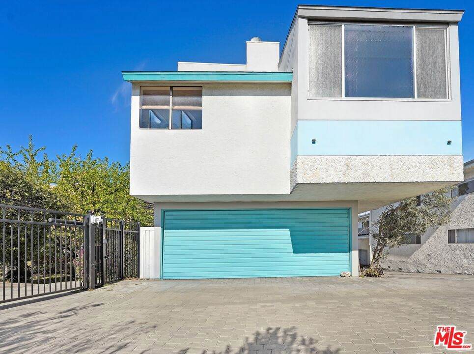 29231 Heathercliff Road - Photo 1
