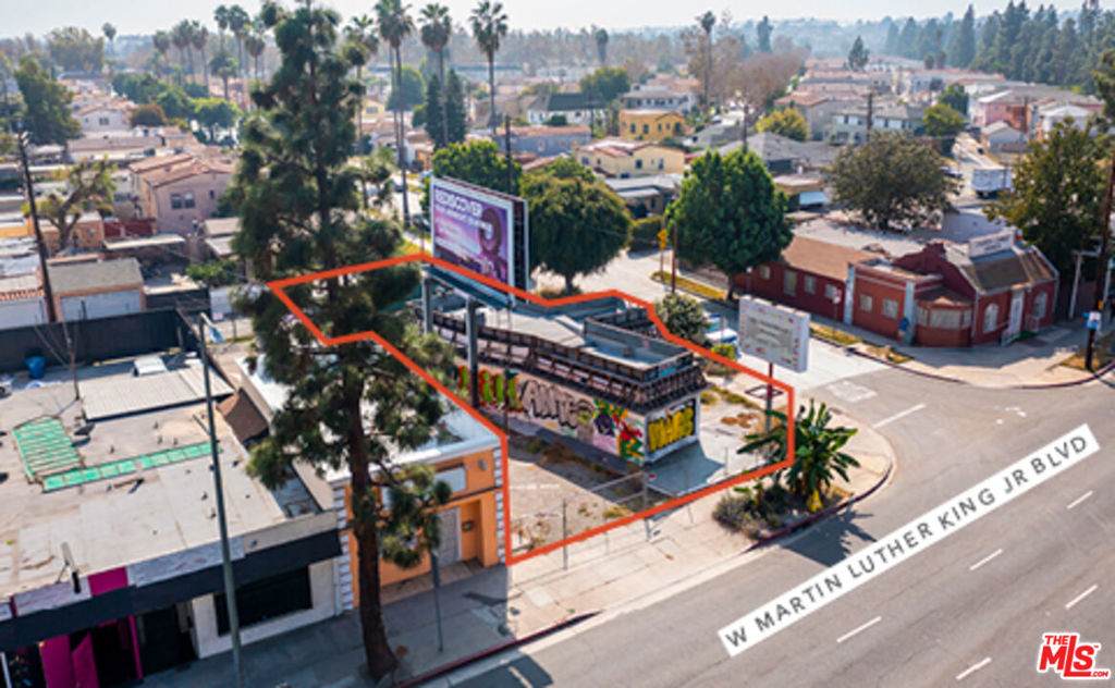 https://bt-photos.global.ssl.fastly.net/socal/orig_boomver_1_419193849-2.jpg