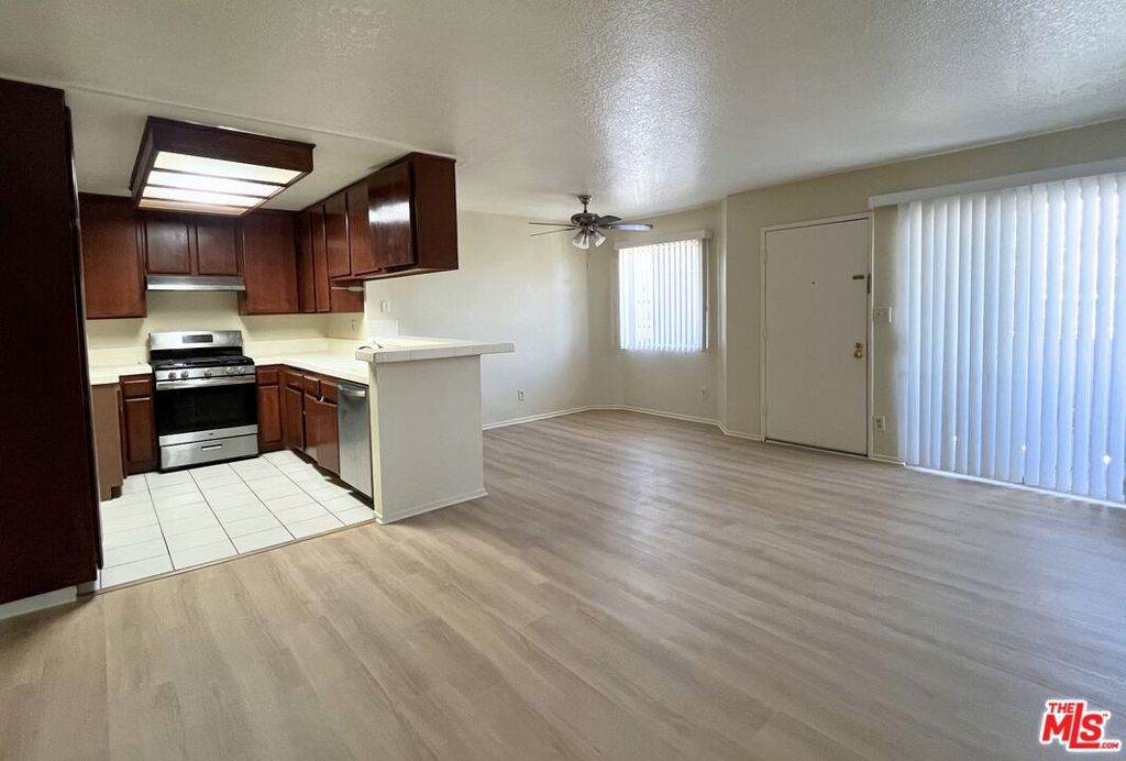 https://bt-photos.global.ssl.fastly.net/socal/orig_boomver_1_419289397-2.jpg