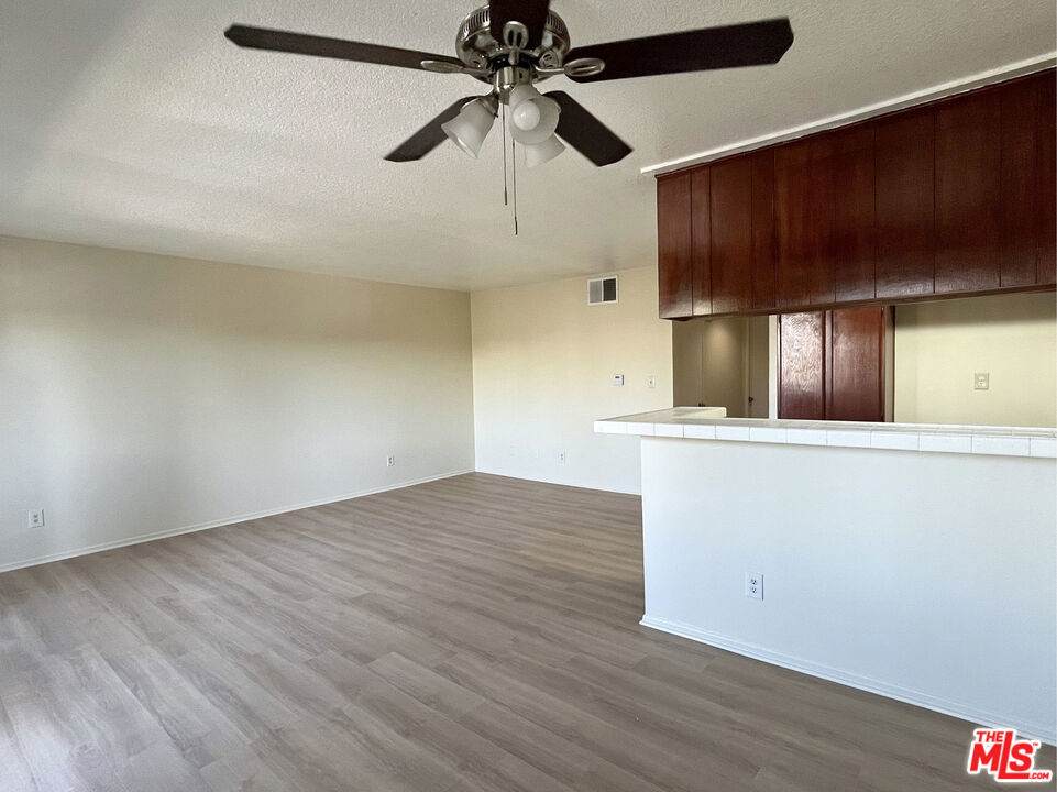 https://bt-photos.global.ssl.fastly.net/socal/orig_boomver_1_419289397-2.jpg