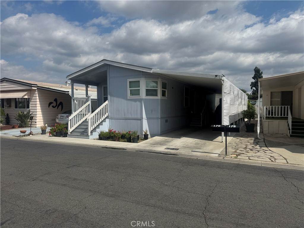 https://bt-photos.global.ssl.fastly.net/socal/orig_boomver_1_419386384-2.jpg