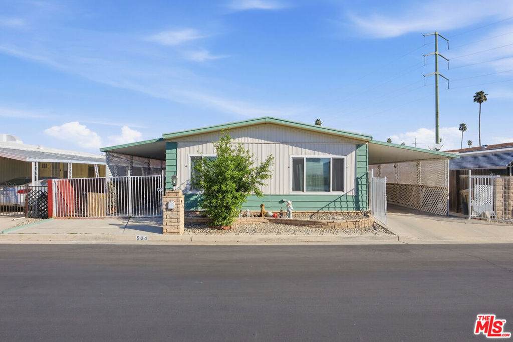 https://bt-photos.global.ssl.fastly.net/socal/orig_boomver_1_419710870-2.jpg