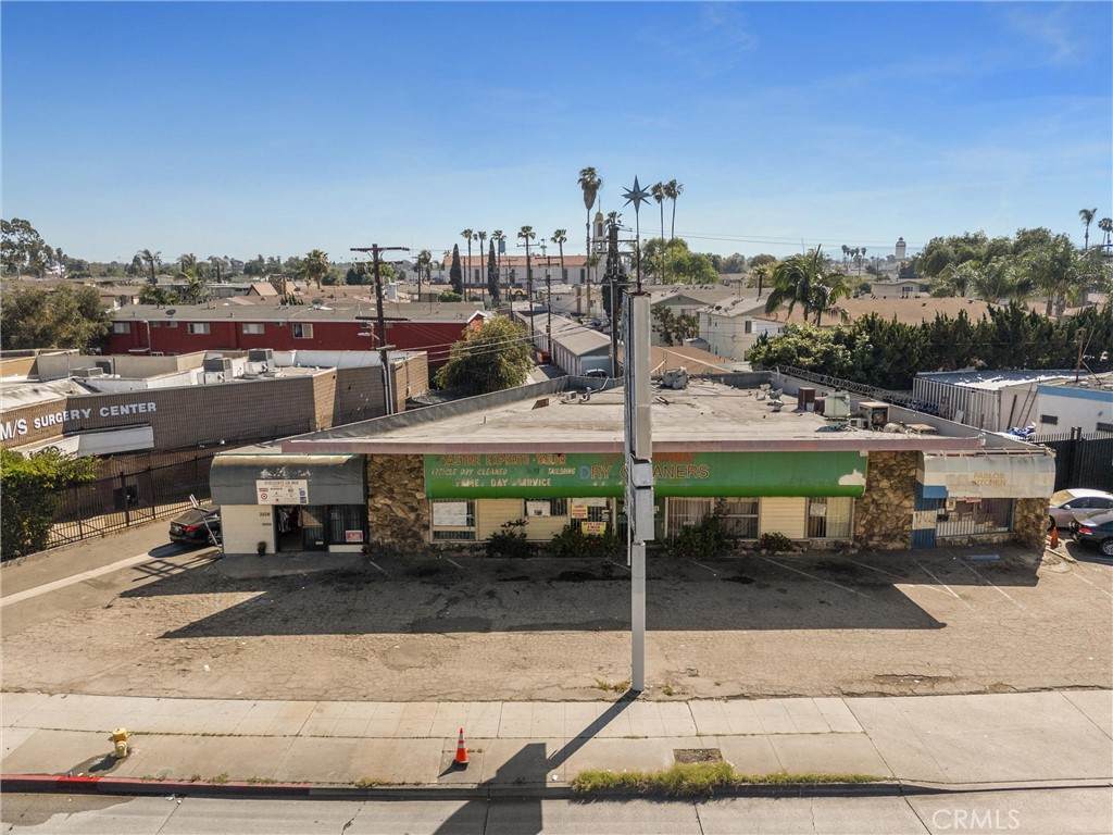 https://bt-photos.global.ssl.fastly.net/socal/orig_boomver_1_419758096-2.jpg