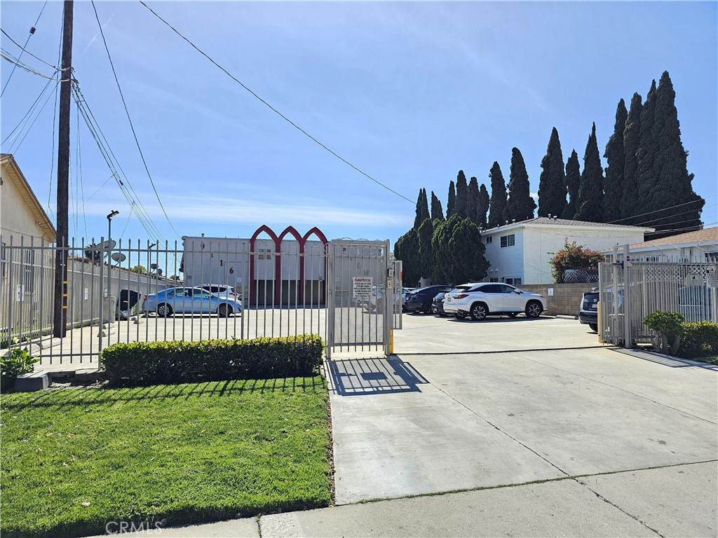 https://bt-photos.global.ssl.fastly.net/socal/orig_boomver_1_419924939-2.jpg