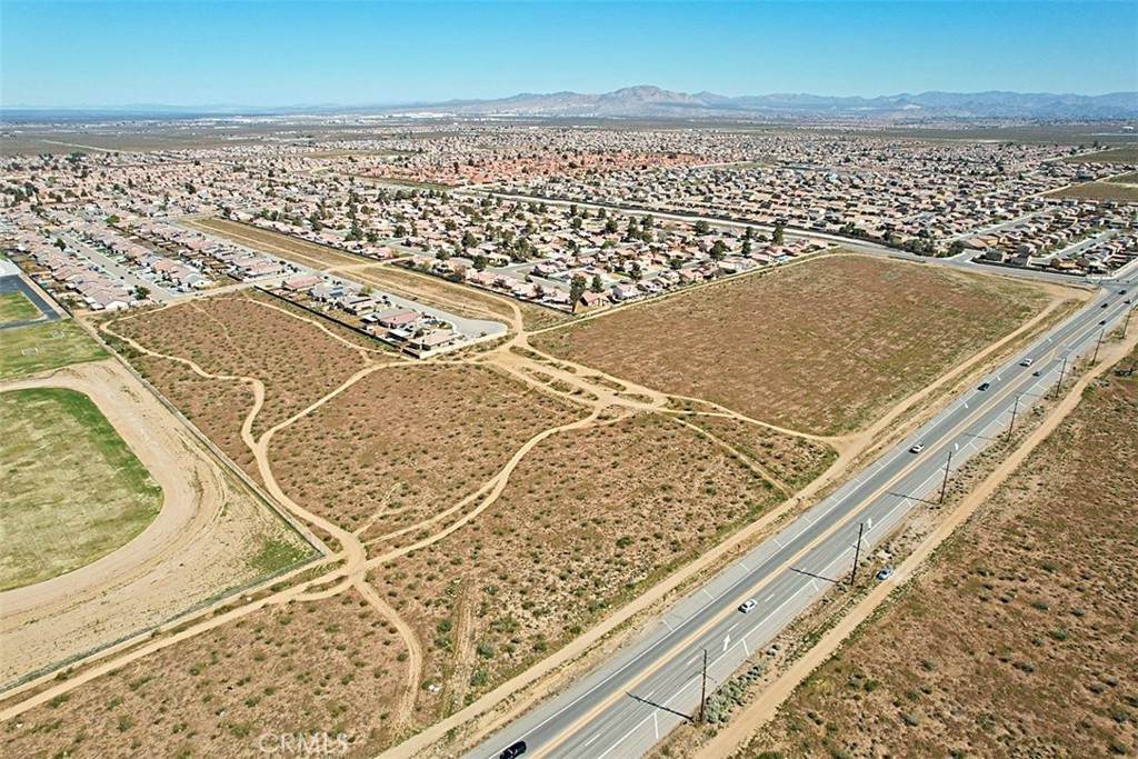 https://bt-photos.global.ssl.fastly.net/socal/orig_boomver_1_419950628-2.jpg