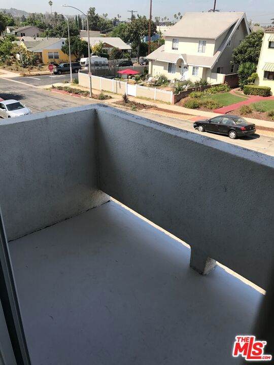 2018 Longwood Avenue - Photo 1
