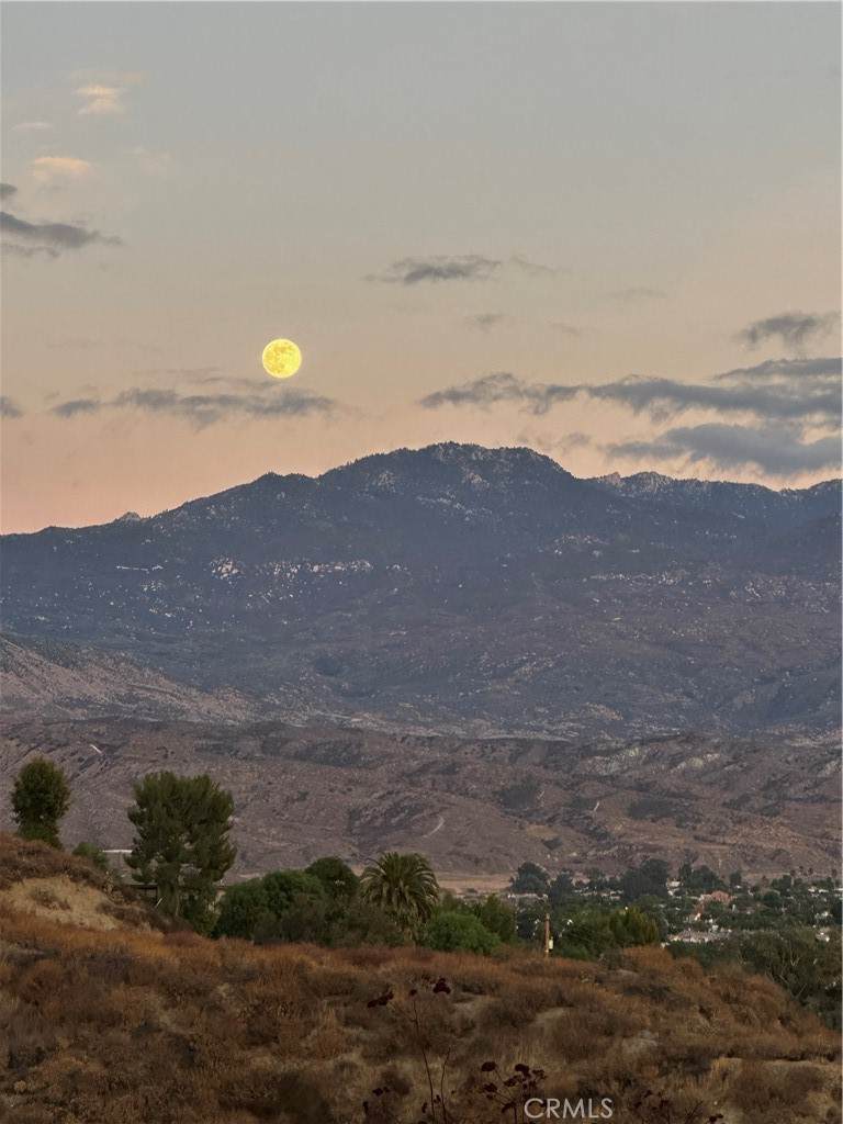 https://bt-photos.global.ssl.fastly.net/socal/orig_boomver_1_419979811-2.jpg