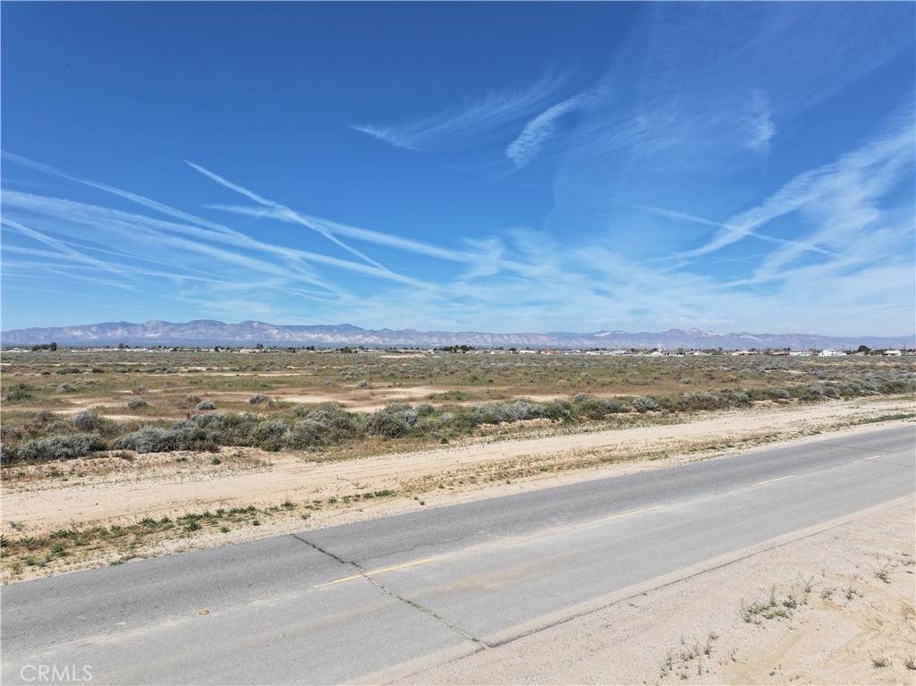 https://bt-photos.global.ssl.fastly.net/socal/orig_boomver_1_420085318-2.jpg