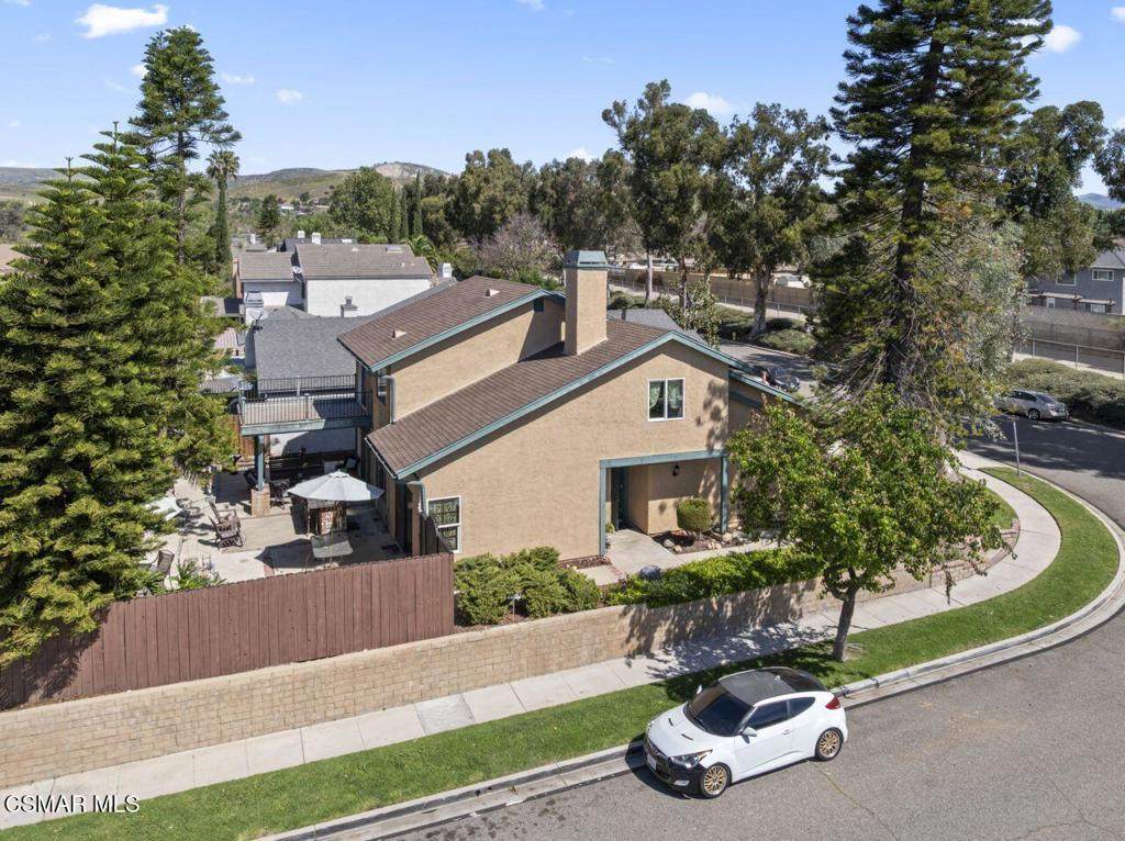 https://bt-photos.global.ssl.fastly.net/socal/orig_boomver_1_420173008-2.jpg