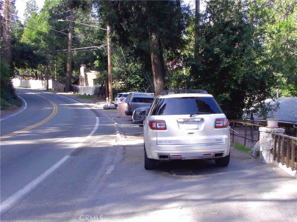 https://bt-photos.global.ssl.fastly.net/socal/orig_boomver_1_420210996-2.jpg