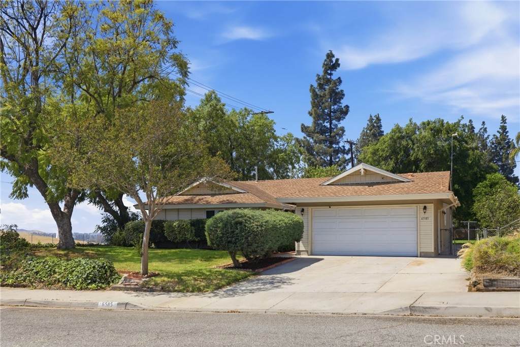 https://bt-photos.global.ssl.fastly.net/socal/orig_boomver_1_420239020-2.jpg