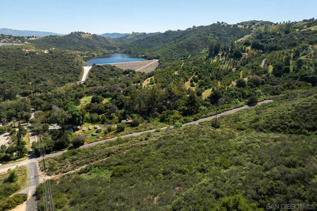 https://bt-photos.global.ssl.fastly.net/socal/orig_boomver_1_420242690-2.jpg