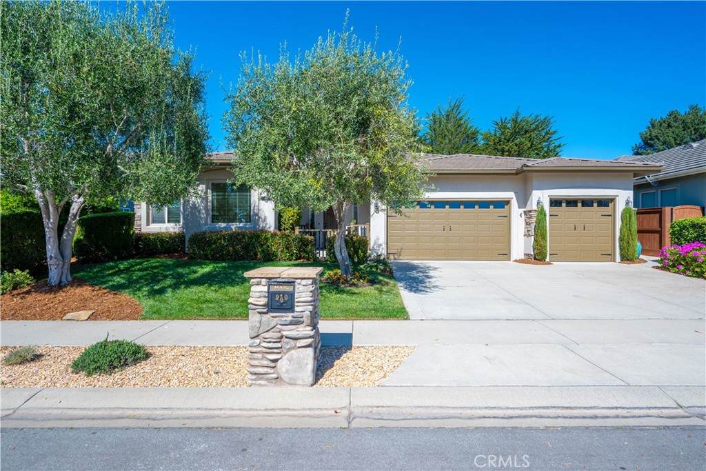 960 Wigeon Way - Photo 1