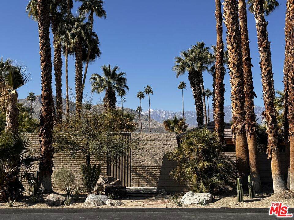 https://bt-photos.global.ssl.fastly.net/socal/orig_boomver_1_420293511-2.jpg