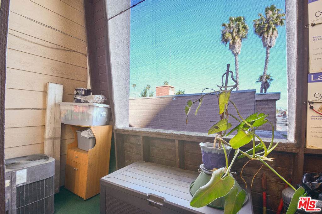 https://bt-photos.global.ssl.fastly.net/socal/orig_boomver_1_420360724-2.jpg