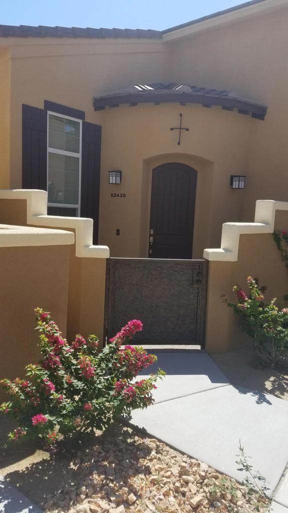 52430 Hawthorn Court - Photo 1