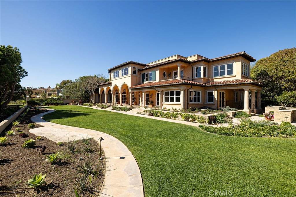 https://bt-photos.global.ssl.fastly.net/socal/orig_boomver_1_420430696-2.jpg