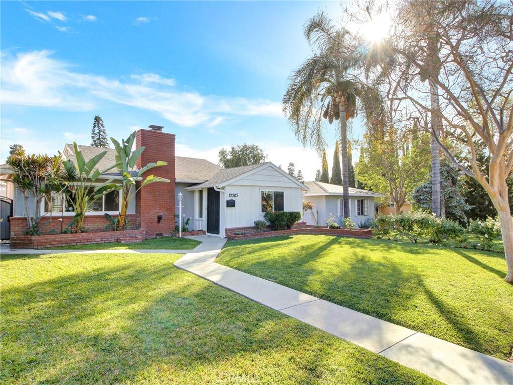 https://bt-photos.global.ssl.fastly.net/socal/orig_boomver_1_420455522-2.jpg