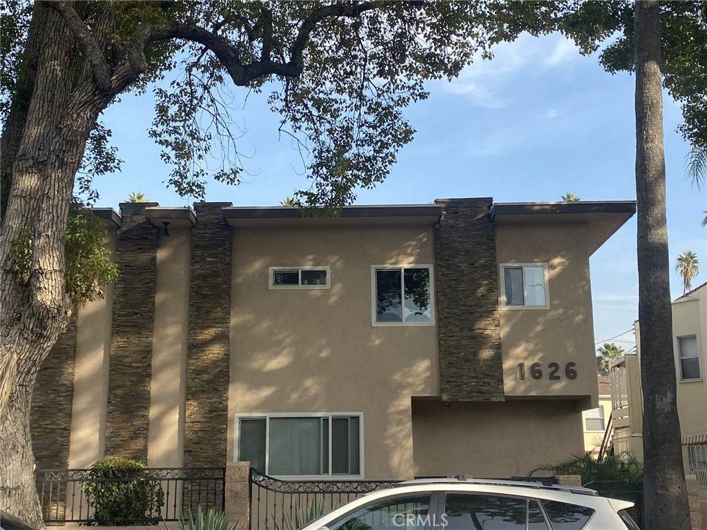 1626 Kingsley - Photo 1