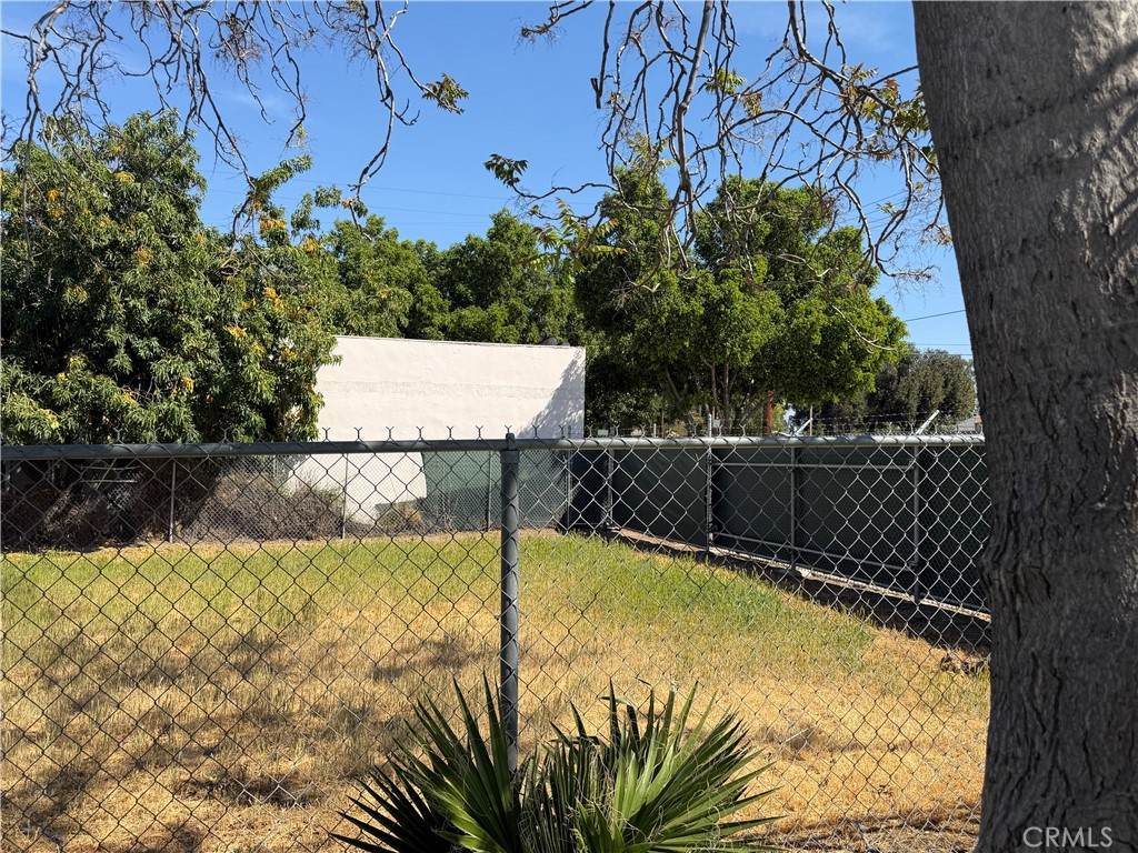 https://bt-photos.global.ssl.fastly.net/socal/orig_boomver_1_420501724-2.jpg