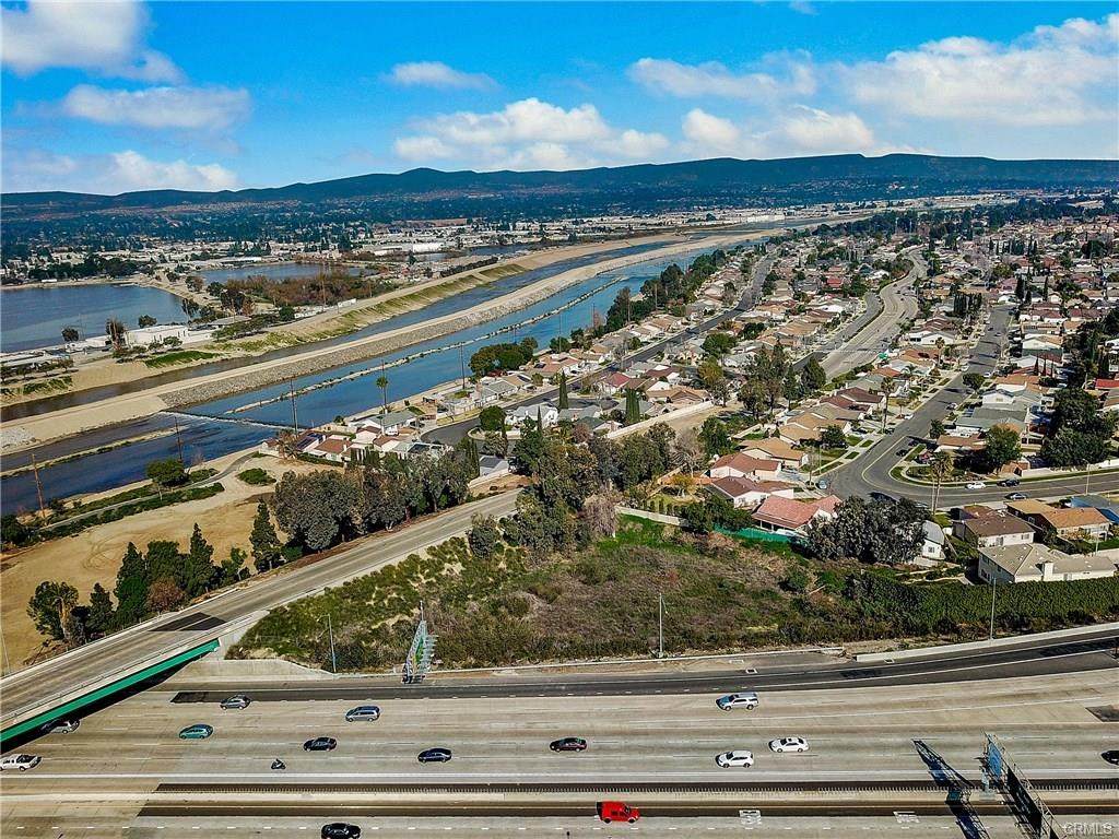 https://bt-photos.global.ssl.fastly.net/socal/orig_boomver_1_420546850-2.jpg