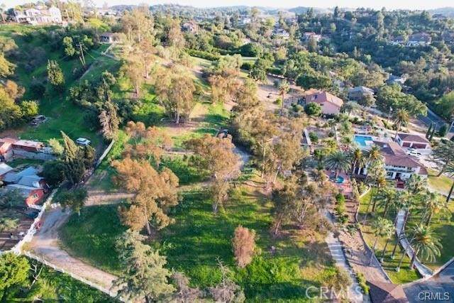 402 E De Anza Height Dr - Photo 1