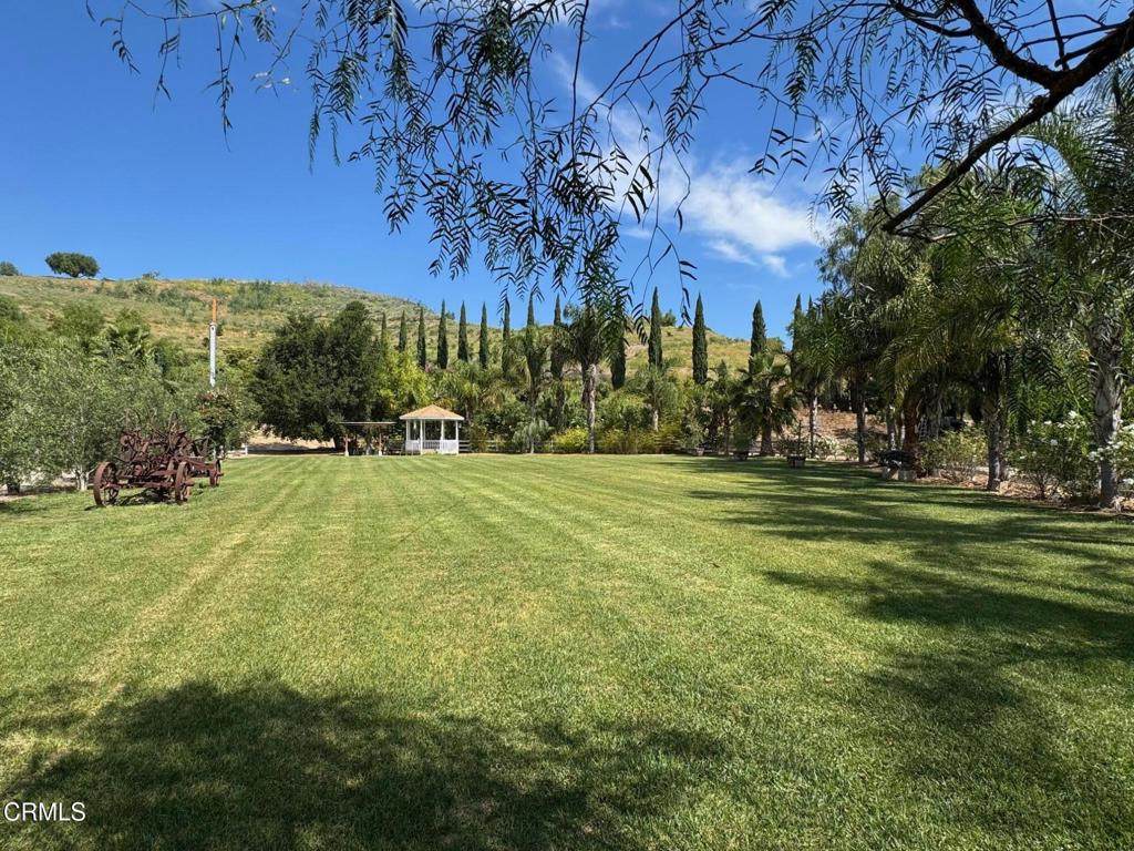 https://bt-photos.global.ssl.fastly.net/socal/orig_boomver_1_420665208-2.jpg