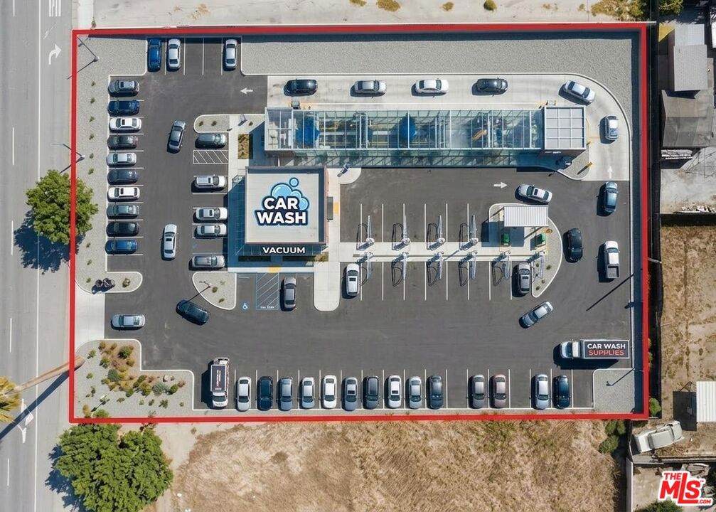 https://bt-photos.global.ssl.fastly.net/socal/orig_boomver_1_420756962-2.jpg