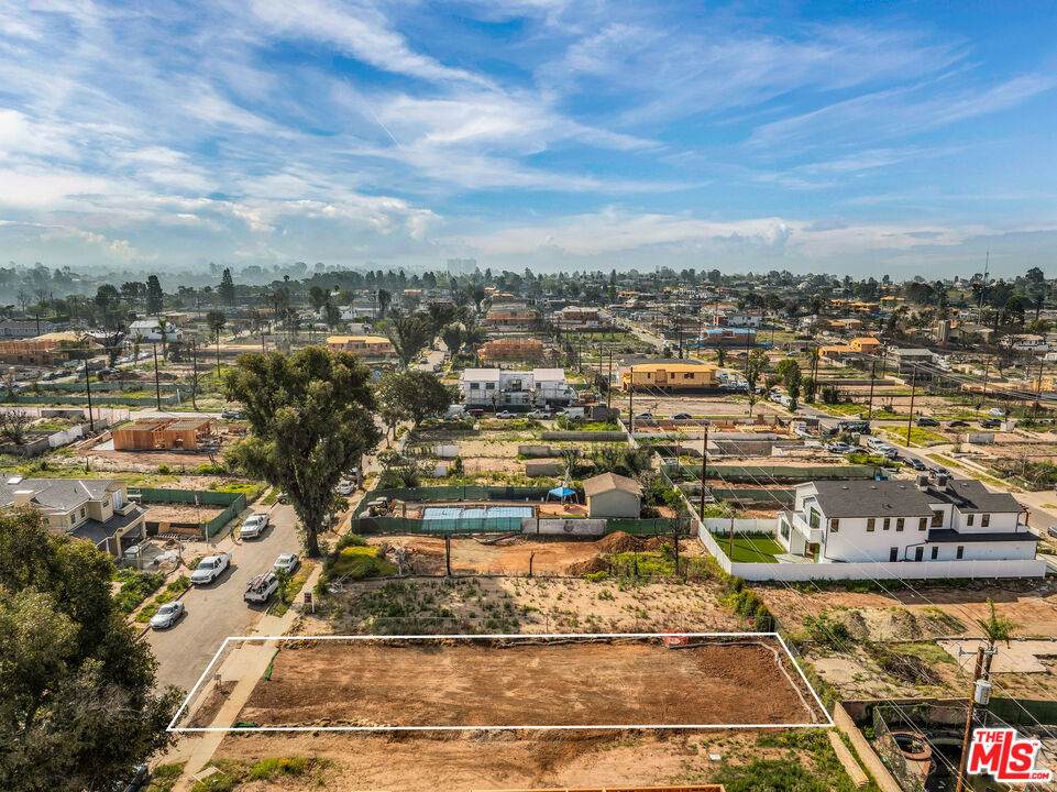 https://bt-photos.global.ssl.fastly.net/socal/orig_boomver_1_420777284-2.jpg