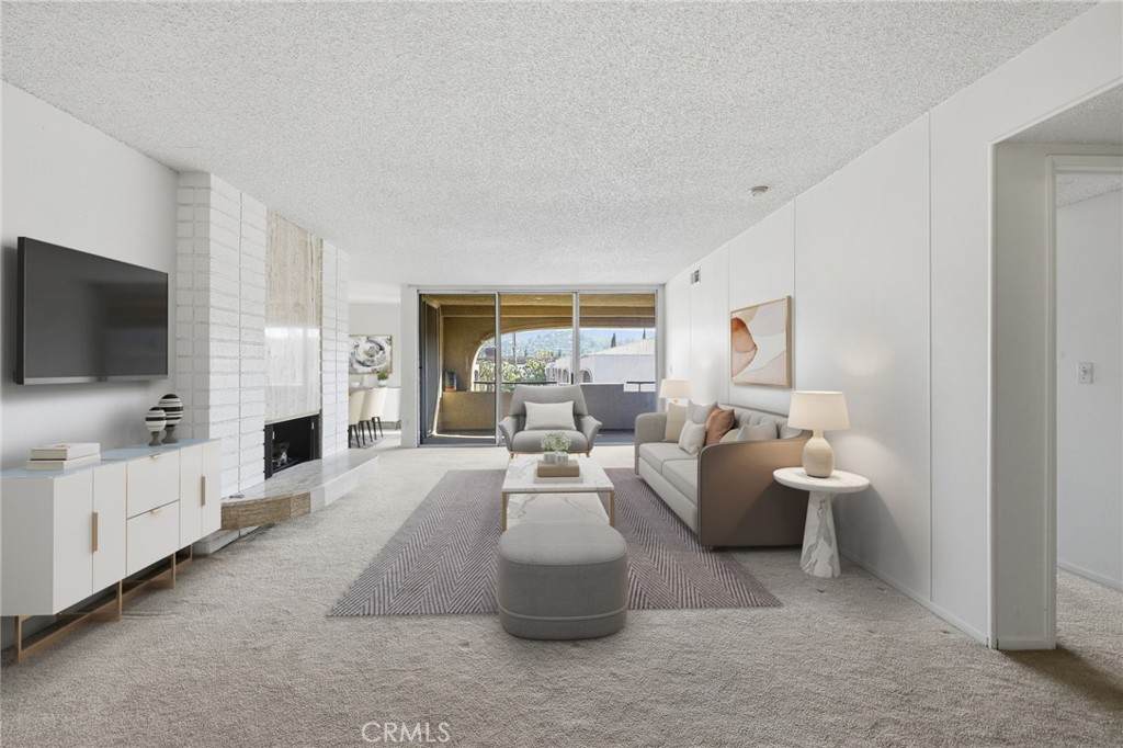 5330 Lindley Avenue - Photo 1