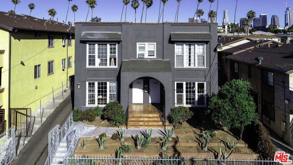 132 Mountain View Avenue - Photo 1