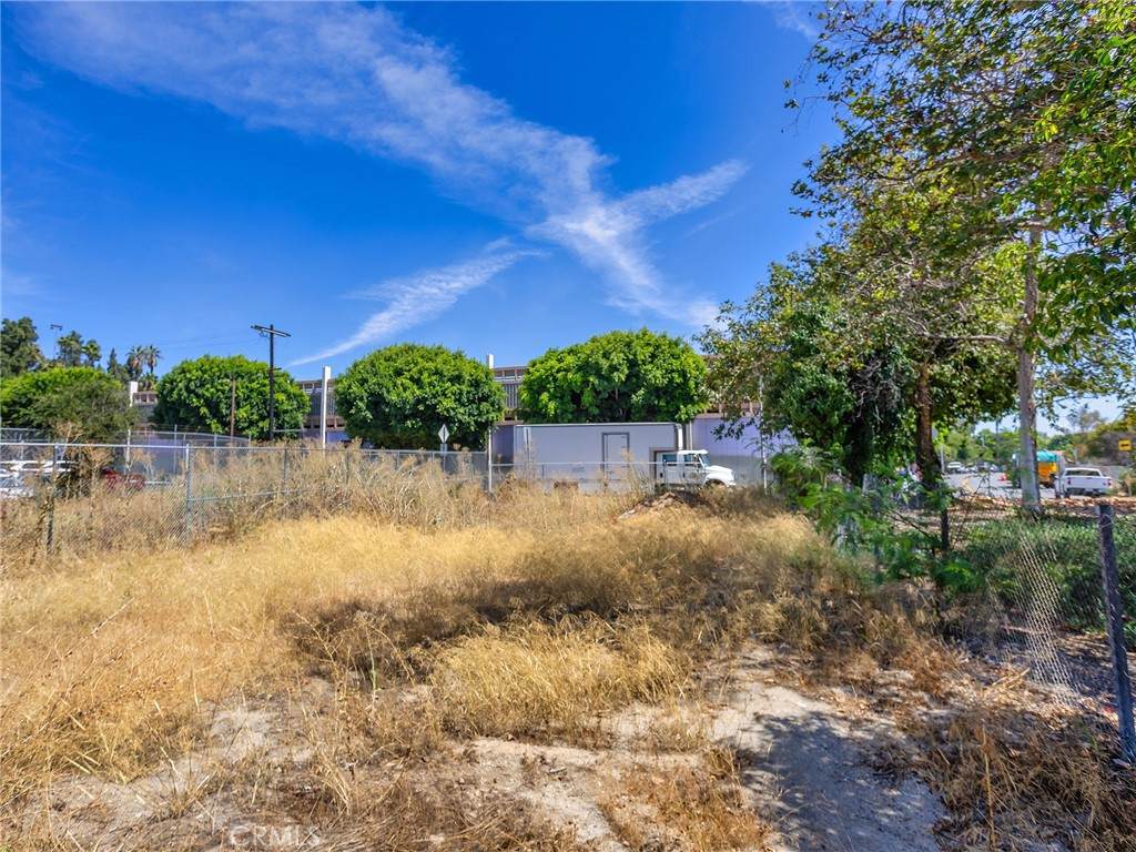 https://bt-photos.global.ssl.fastly.net/socal/orig_boomver_1_420939888-2.jpg